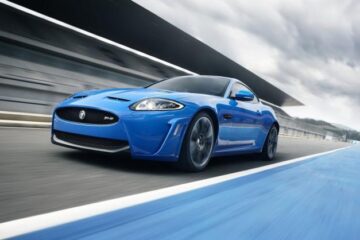 Jaguar XKR-S atacă segmentul de top
