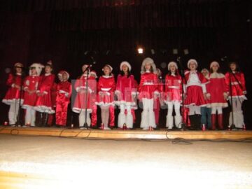 Elevii și cadrele didactice de la școala nr. 1 au dedicat săptămâna 17-21 decembrie Crăciunului