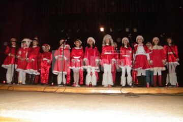 Elevii și cadrele didactice de la școala nr. 1 au dedicat săptămâna 17-21 decembrie Crăciunului