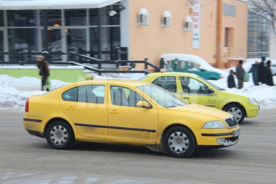 Taxiurile, foarte solicitate în aceste zile
