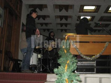 Concertul trupei Hara