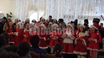 Spectacol de iarnă, la Colegiul Tehnic „Petru Mușat” din Suceava