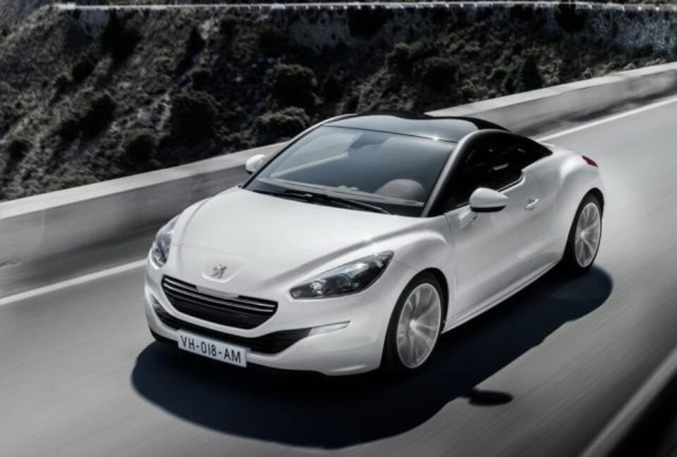 Peugeot pregătește o decapotabilă sport