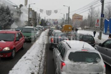 Mașini sparte în municipiul Suceava