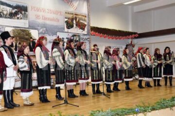 Grupul vocal „Flori de pe Dorna”