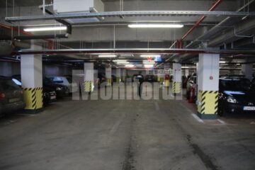 Modul în care șoferii utilizează parcările subterane din Centrul Sucevei va fi supravegheat de un număr dublu de polițiști locali