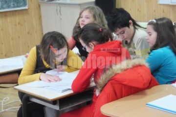 120 de elevi și profesori din toată țara au participat la Tabăra Națională de Astronomie și Astrofizică