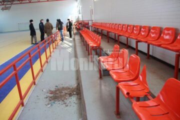 Sală de sport de 750.000 de euro, în stare deplorabilă la doi ani de la inaugurare