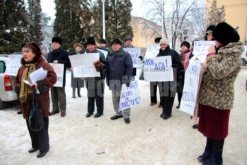 Protestul foștilor angajați de la SC Star Mod SA Suceava