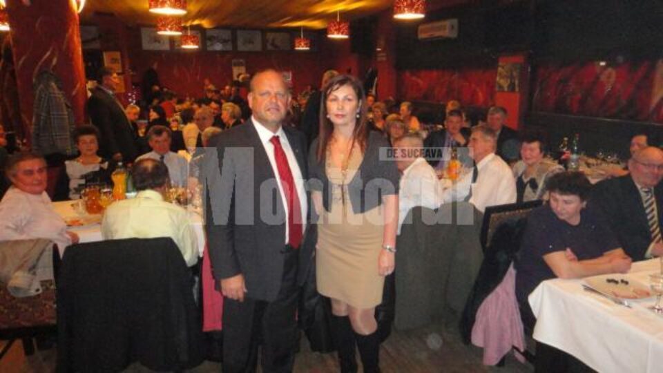 Primarul Olărean la Revelionul Pensionarilor din Rădăuți