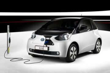 Toyota promite un model electric de oraș până în 2014