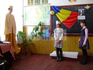 Festivitate dedicată lui Eminescu, la școala Călinești Enache