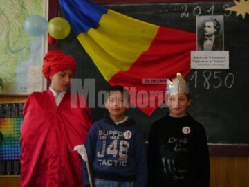 Festivitate dedicată lui Eminescu, la școala Călinești Enache