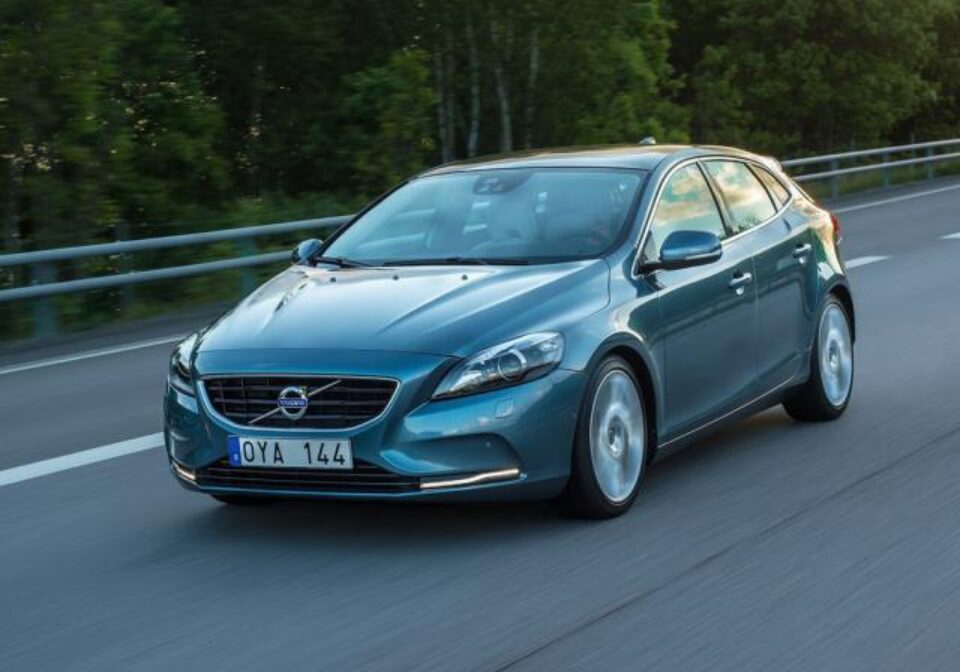 Volvo V40 atacă segmentul premium compact