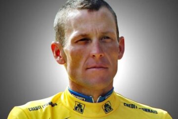 Lance Armstrong a recunoscut oficial că a trișat