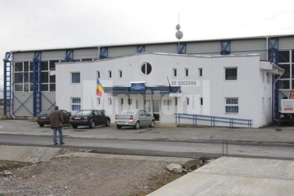 Sală de sport care a devenit și primărie, la Păltinoasa