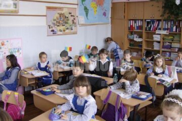 Elevii Școlii Gimnaziale „Ion Creangă” au marcat Unirea din 24 Ianuarie