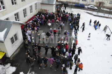 Școala “Al.I. Cuza” din Fălticeni a sărbătorit 171 de ani de existență