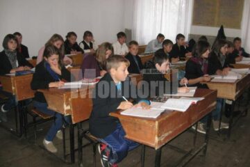 Ministerul Educației a selectat zece unități de învățământ din județul Suceava în care să se desfășoare evaluările pilot