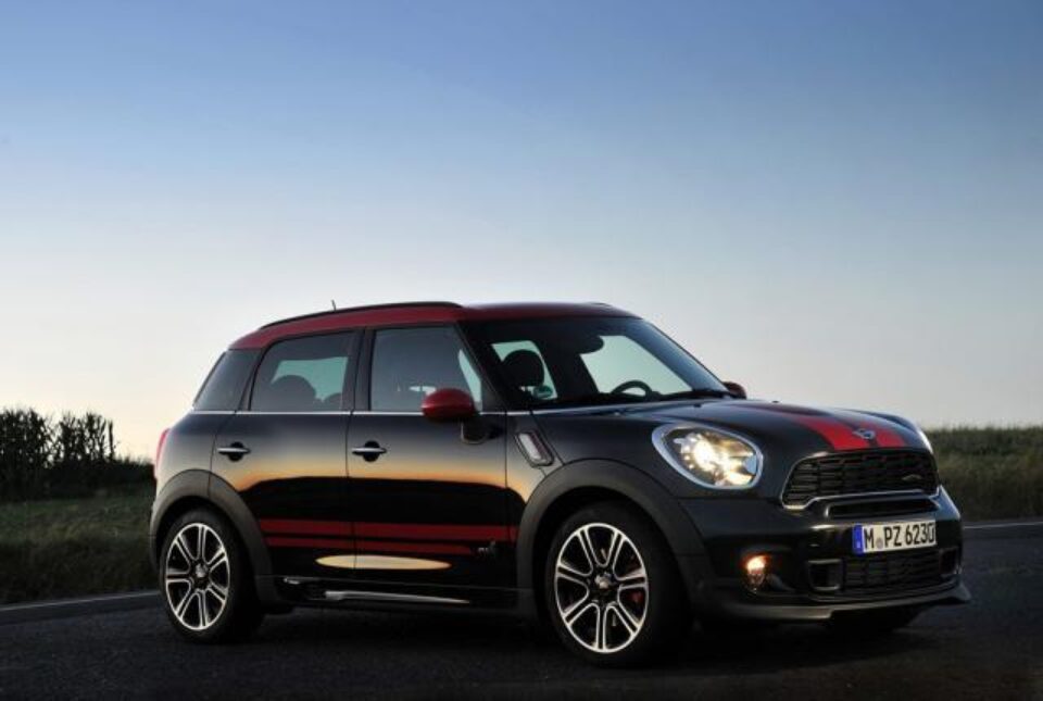 Mini John Cooper Works Countryman înseamnă sportivitate pură