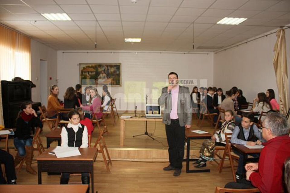 Concursul județean cultural-artistic „Numai poetul…”