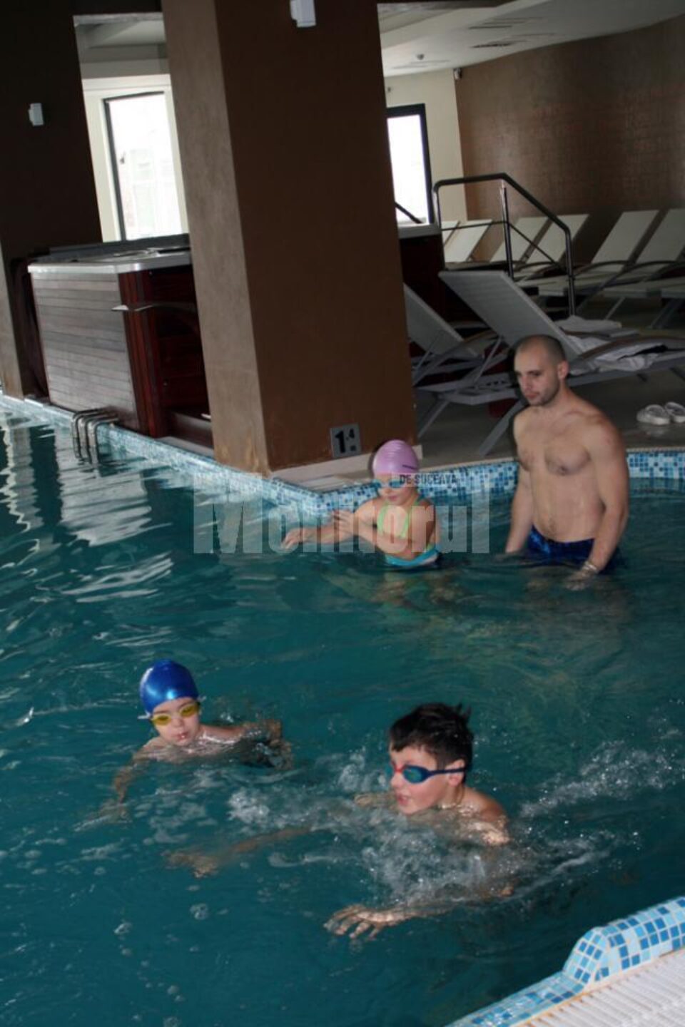 Lecții de înot pentru copiii din Câmpulung Moldovenesc