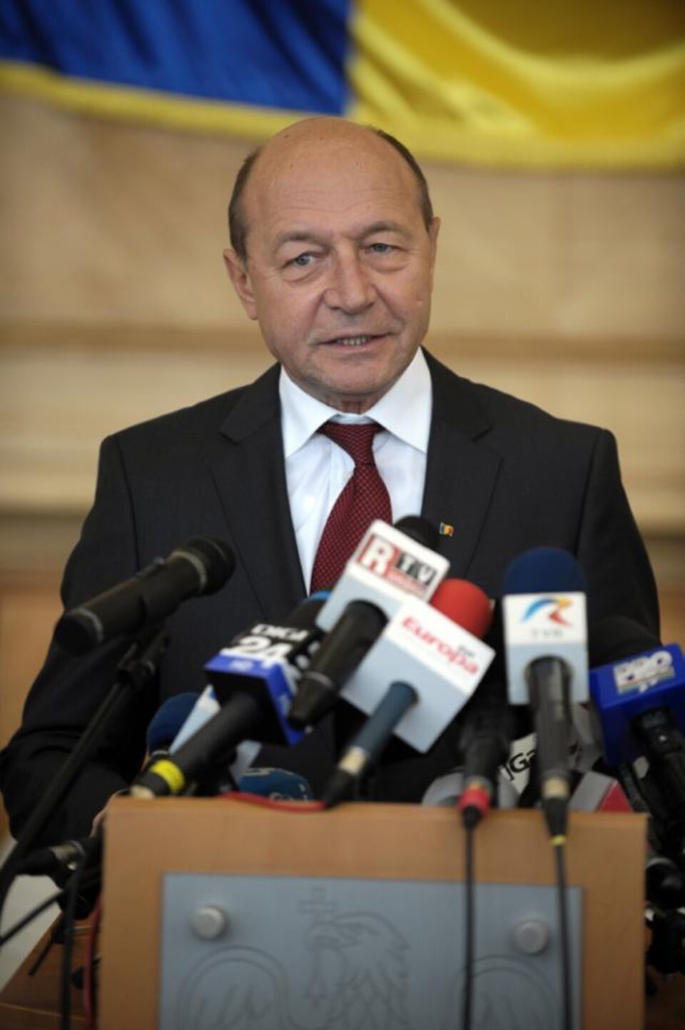 Traian Băsescu: „Românii au putut fi păcăliți de televizoare, dar occidentalii nu se uită la televizoarele noastre decât pentru monitorizare”. Foto: MEDIAFAX Traian Băsescu: „Românii au putut fi păcăliți de televizoare, dar occidentalii nu se uită la televizoarele noastre decât pentru monitorizare”. Foto: MEDIAFAX