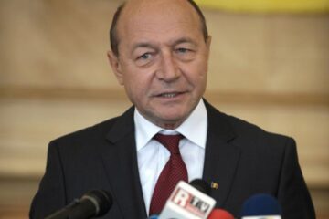 Traian Băsescu: „Românii au putut fi păcăliți de televizoare, dar occidentalii nu se uită la televizoarele noastre decât pentru monitorizare”. Foto: MEDIAFAX