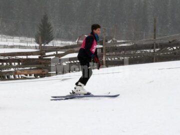 „Iarna în Poieniță” a reunit peste 200 de practicanți ai sporturilor de iarnă