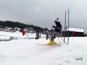 „Iarna în Poieniță” a reunit peste 200 de practicanți ai sporturilor de iarnă