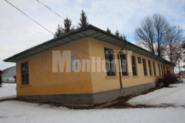 Școala primară din Rotopănești