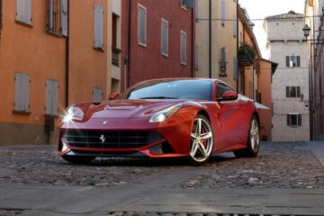 Ferrari F12 Berlinetta a fost prezentată oficial în România