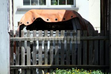 Mașina lui Petru Muntean a fost incendiată