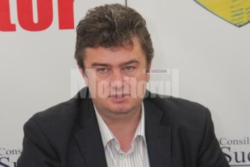 Cătălin Nechifor: „Aproximativ 5,5% din totalul suprafeței drumurilor județene pe care Consiliul Județean Suceava le administrează prezintă degradări”
