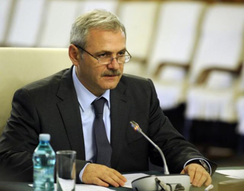 Dragnea: Va trebui să mărim salariile din administrația publică, la primari, consilieri, poate și lui Traian Băsescu. Foto: CAPP Dragnea: Va trebui să mărim salariile din administrația publică, la primari, consilieri, poate și lui Traian Băsescu. Foto: CAPP
