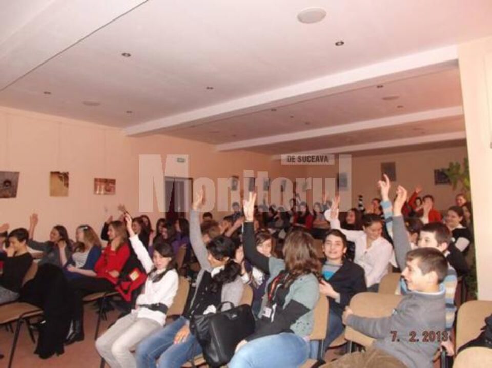 Elevii humoreni susțin conservarea și valorificarea patrimoniului natural și cultural de la Roșia Montană Elevii humoreni susțin conservarea și valorificarea patrimoniului natural și cultural de la Roșia Montană