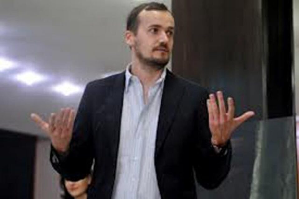 Andrei Pungovschi a primit premiul de excelență la Pictures of the Year International Andrei Pungovschi a primit premiul de excelență la Pictures of the Year International