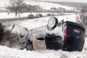 Membrii formației Proconsul au fost implicați ieri într-un accident, fără ca vreunul dintre ei să fie rănit