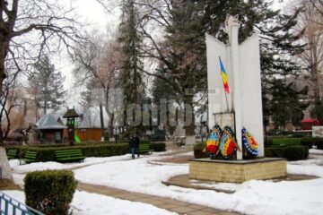 Solca mai păstrează urmele orașului înfloritor de altădată