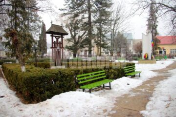 Solca mai păstrează urmele orașului înfloritor de altădată