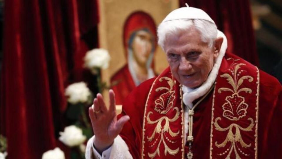 Papa Benedict al XVI-lea și-a anunțat demisia începând cu 28 februarie. Foto: REUTERS Papa Benedict al XVI-lea și-a anunțat demisia începând cu 28 februarie. Foto: REUTERS
