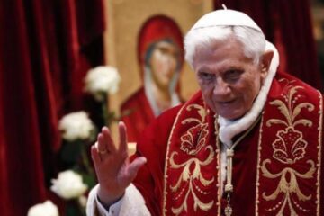 Papa Benedict al XVI-lea și-a anunțat demisia începând cu 28 februarie. Foto: REUTERS