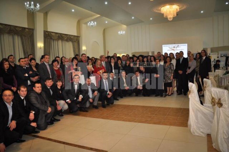 Aproximativ 200 de persoane au participat la Gala Premiilor Destine Broker de Asigurare Suceava