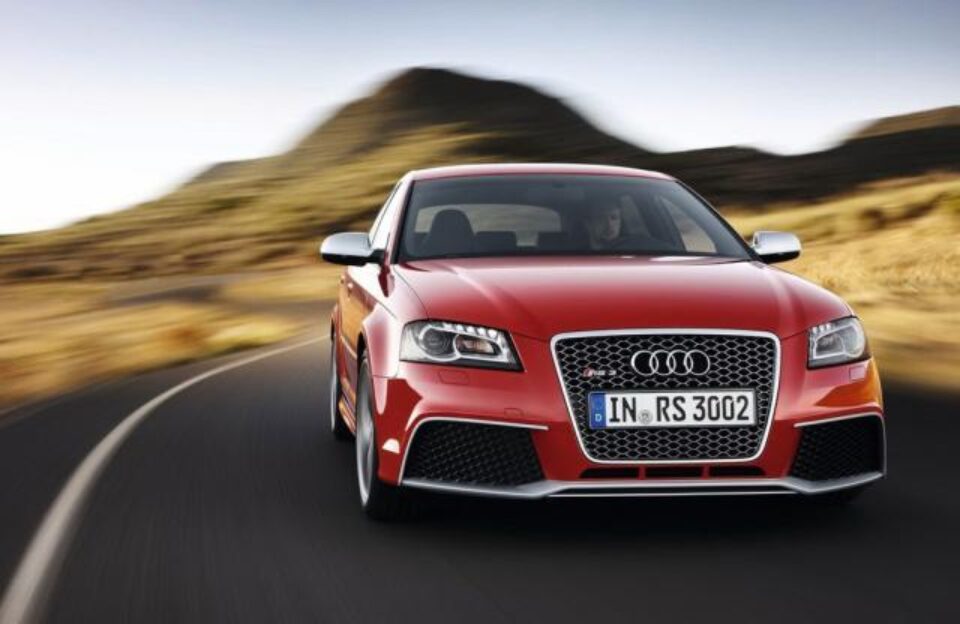 Audi RS3 va avea 400 de cai putere
