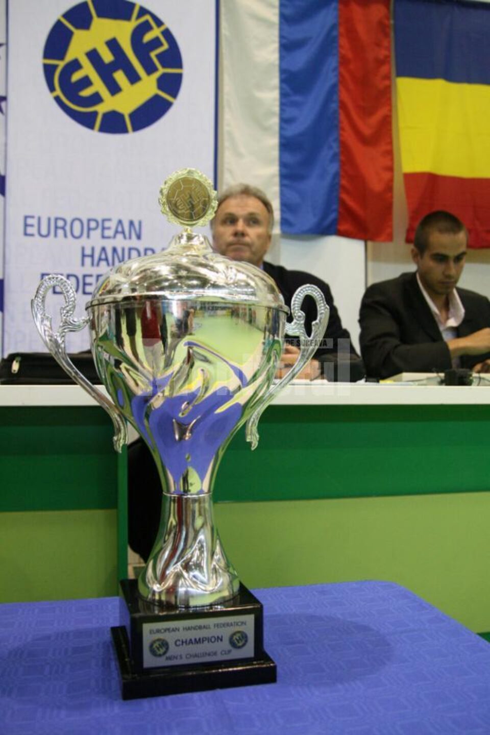 La prima participare, în sezonul 2008-2009, Universitatea a jucat finala cu trofeul pe masă La prima participare, în sezonul 2008-2009, Universitatea a jucat finala cu trofeul pe masă