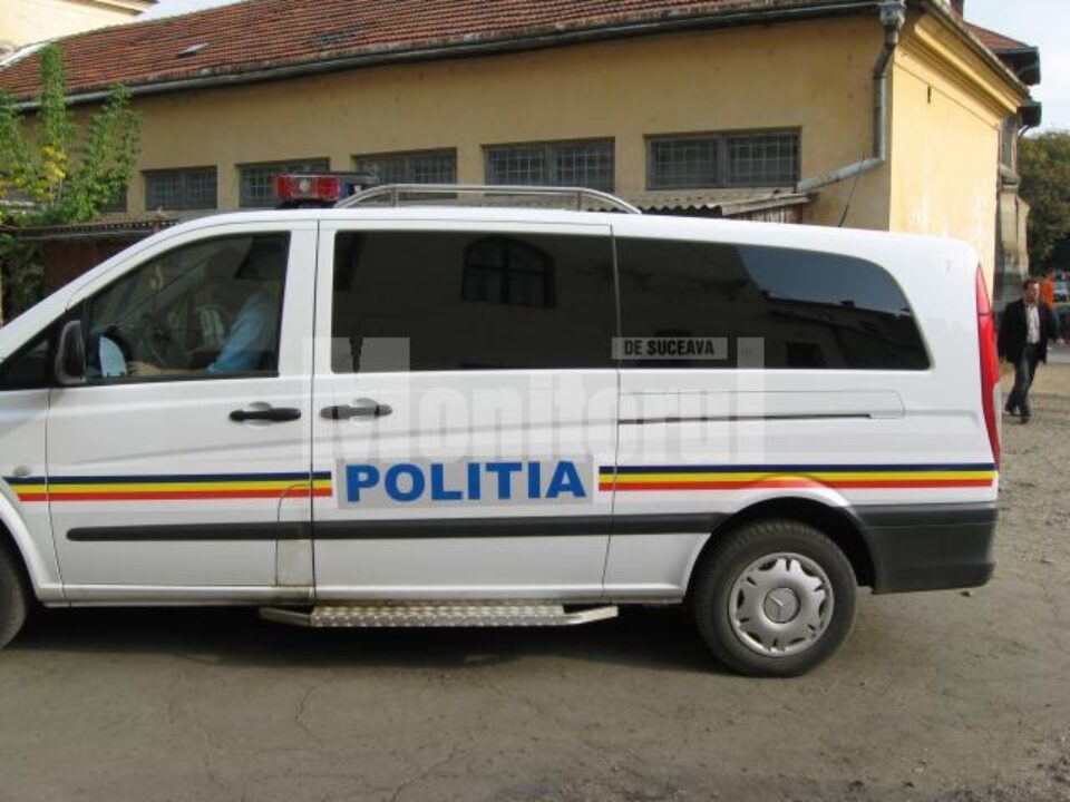 căutați de poliție