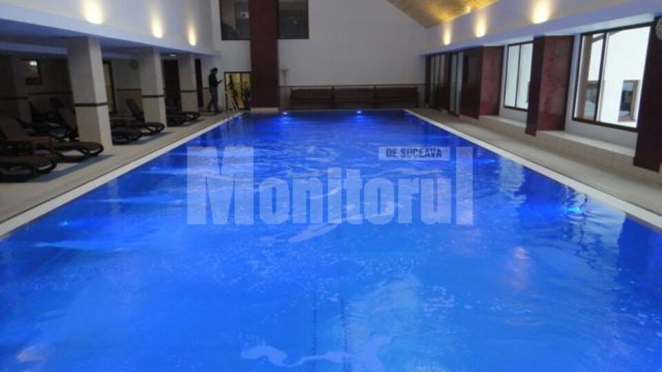 Piscină acoperită, salină, jacuzzi, saune, fitness, bowling – la Popasul Turistic „Bucovina” Sucevița Piscină acoperită, salină, jacuzzi, saune, fitness, bowling – la Popasul Turistic „Bucovina” Sucevița