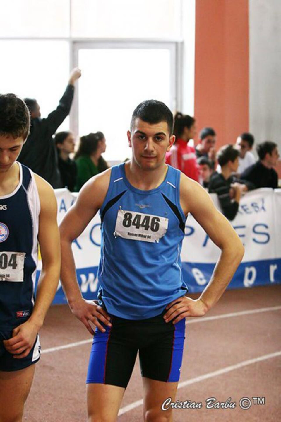 Mihai Romaș a câștigat de o manieră entuziasmantă proba de 800 de metri, intrând în posesia medaliei de campion național. Foto Cristian Barbu