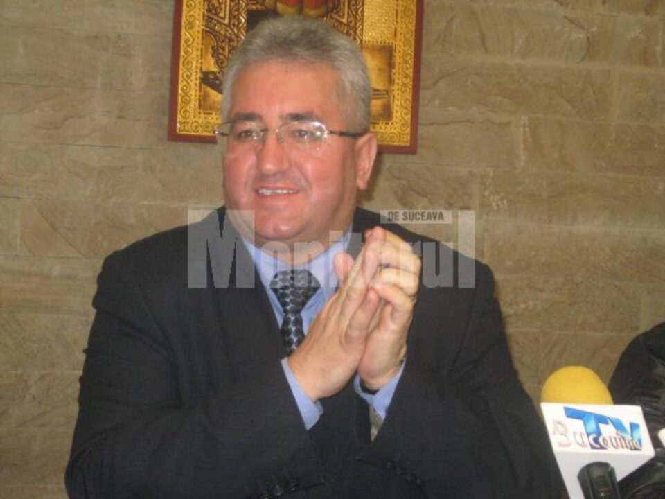 Primarul Ion Lungu este, de ieri, bunic