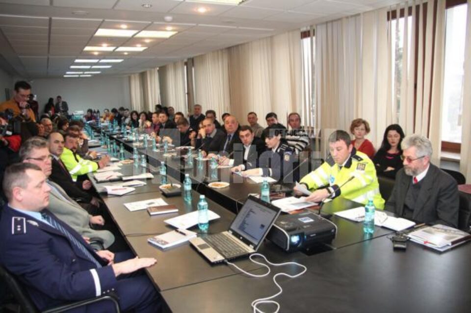 Poliția Rutieră va asigura patrule la orele de vârf în preajma școlilor generale din Suceava